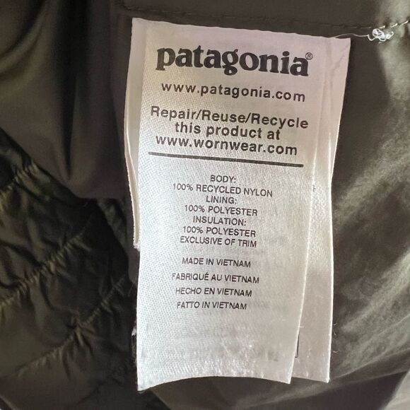 Patagonia Radalie Insulated Parka Women’s Coat - Picture 10 of 14